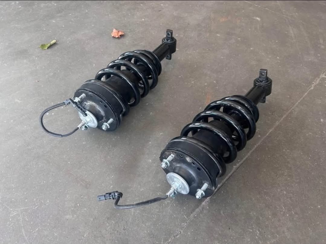 Shocks Struts Chevrolet 1500 GMC Sierra Yukon Tahoe 2015-2020 Magnetic. Front shock assembly for Chevy and Gm trucks - Image 4