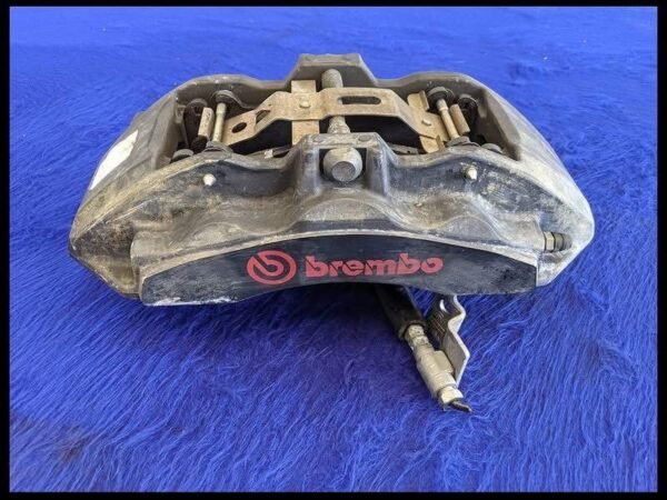 Ford Mustang 15 inch/6 piston brembo front performance pack brake kit! - Image 12