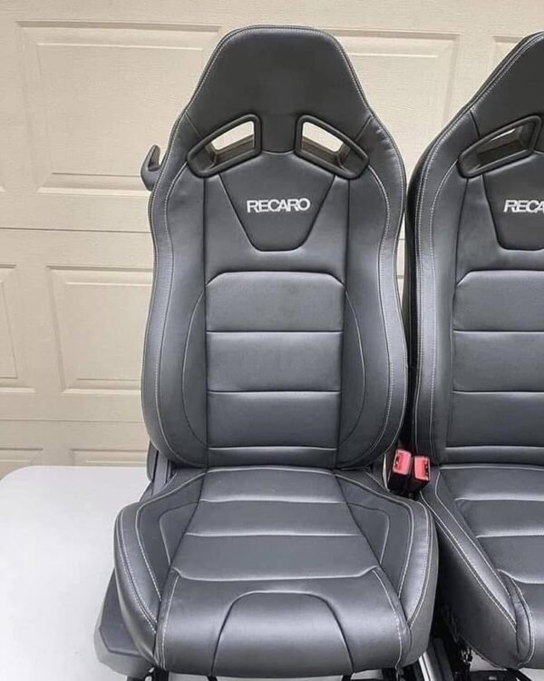 FORD MUSTANG OEM RECARO BLACK LEATHER SEATS - Image 5