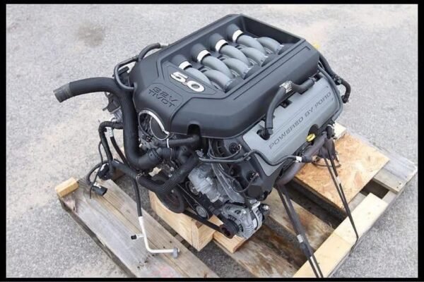 2013 Ford Mustang 5.0 engine - Image 3