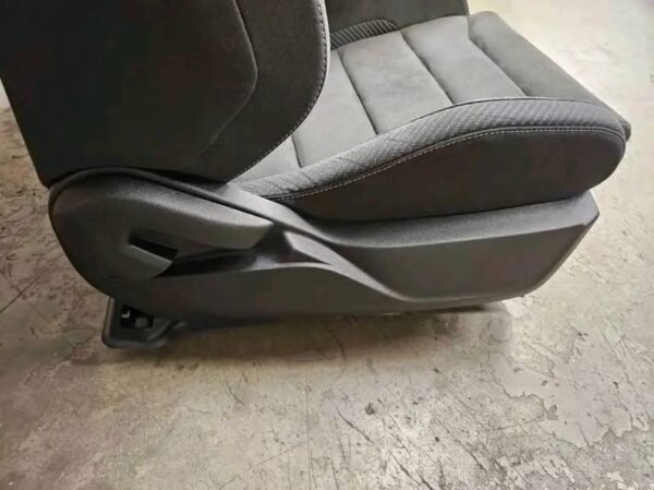 Shelby GT350 Mustang recaro seats - Image 4