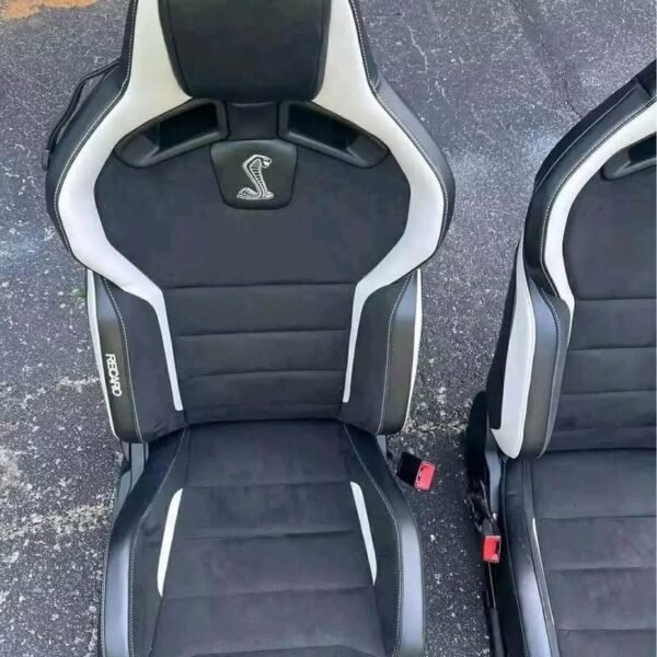 2020 GT500 Recaro seats. - Image 4