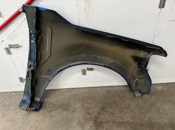 2017-2022 Ford F-250 F-350 Super Duty LH Driver Side W/Molding Fender Blue E7 $250 - Image 9
