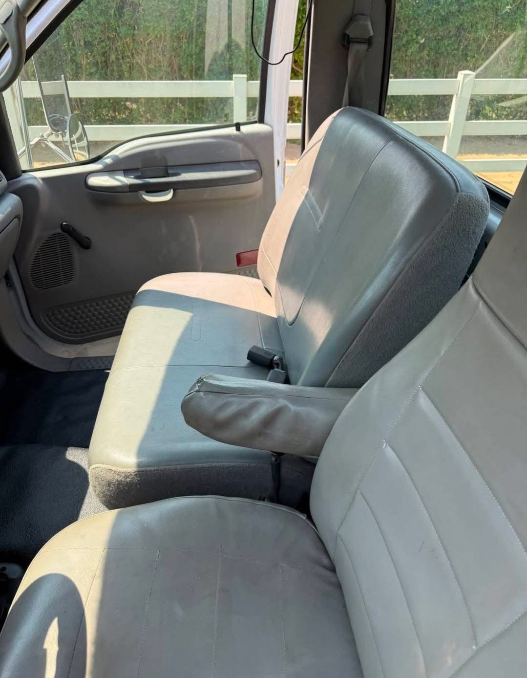 2004 Ford F-650 SD Cab & Chassis - CAT 3126 - 192K Miles - Image 12