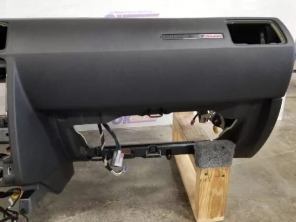 2013 Dodge Challenger Srt8 Dash Panel Assembly Black - Image 10