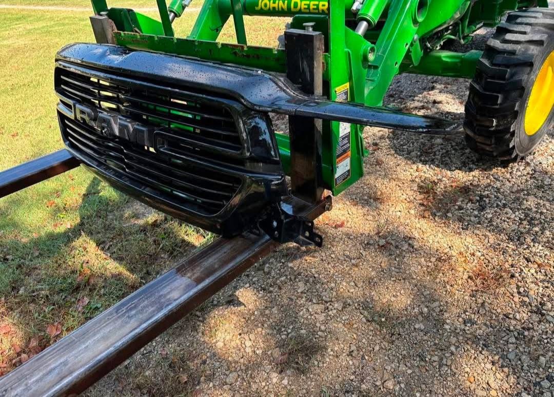 "2019-2024 Ram 1500 Grille with Camera" - Image 3