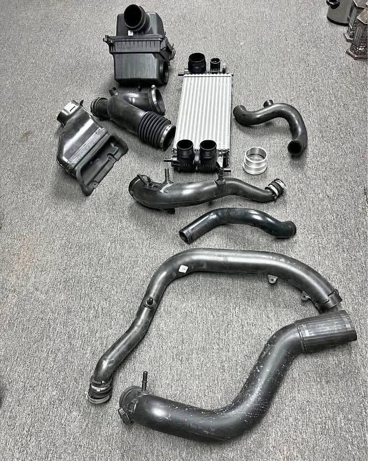2019-2022 Ford OEM intercooler &charge pipes - Image 6