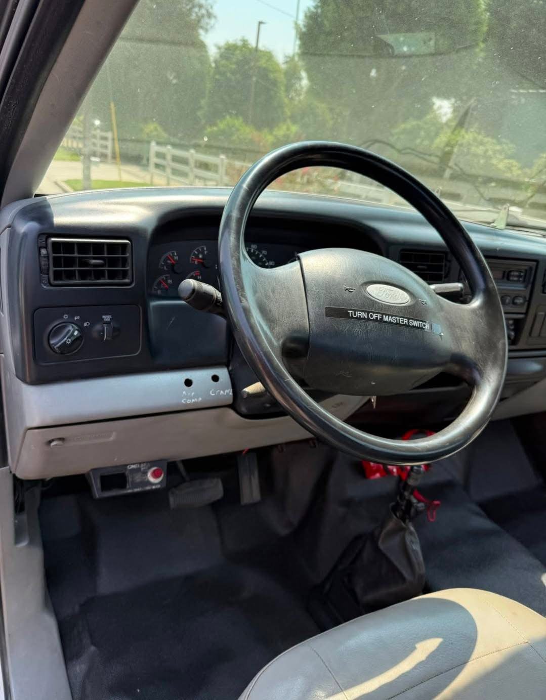 2004 Ford F-650 SD Cab & Chassis - CAT 3126 - 192K Miles - Image 13