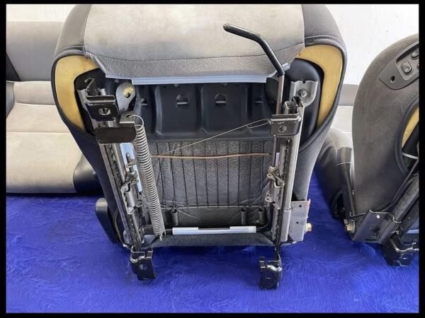 2003 Ford Mustang COBRA SVt seats - Image 14
