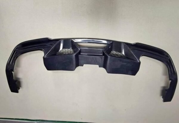 mustang carbon fiber diffuser brand new - Image 2