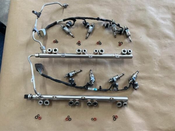 2018-2023 Mustang GT 5.0L direct injection fuel rail + injectors – Complete OEM set, ready for your build!