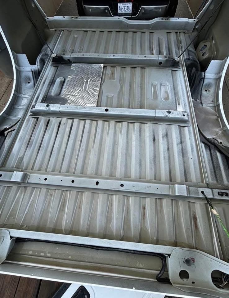 11-16 Ford F250/350 Super Duty short bed - Image 8