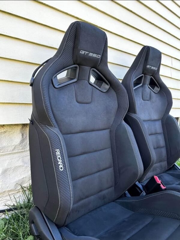 Factory 2019 GT350 Recaro Seats. - Image 6