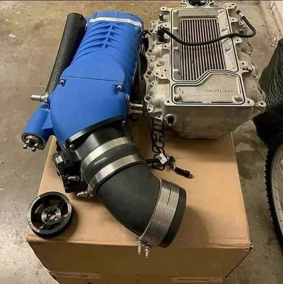 Gen 3 Whipple 2.9L Stage 2 Supercharger Kit with Oversized Heat Exchanger