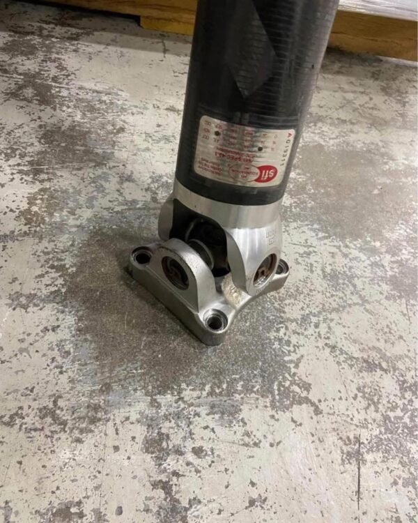 QA1 CARBON DRIVESHAFT 10R80 - Image 4