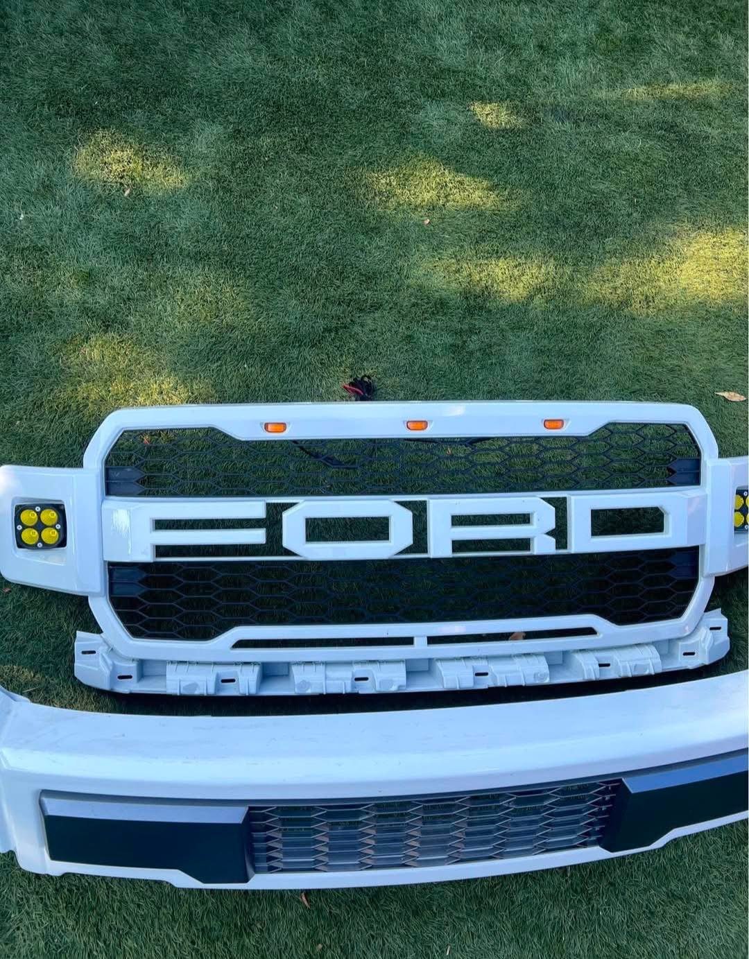 "2017 Ford F-150 Raptor White Pearl Grille & Bumper Kit" - Image 3