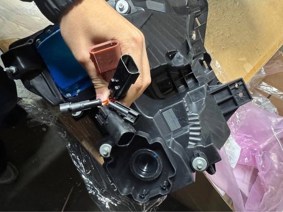 15-17 Ford F150 Headlights 13th Gen With Dual Beam Projector - Image 4