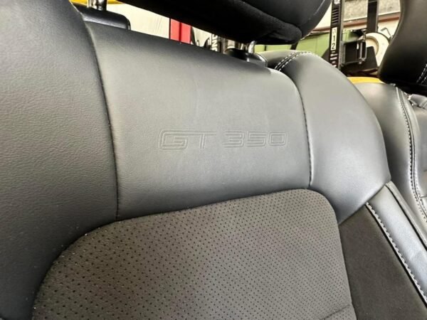 Shelby GT350 heated & cooled heats. - Image 4