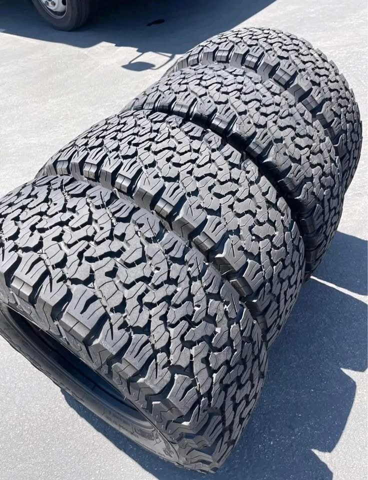 18” Method Race Wheels MR 305 on 34” All-Terrains. - Image 6