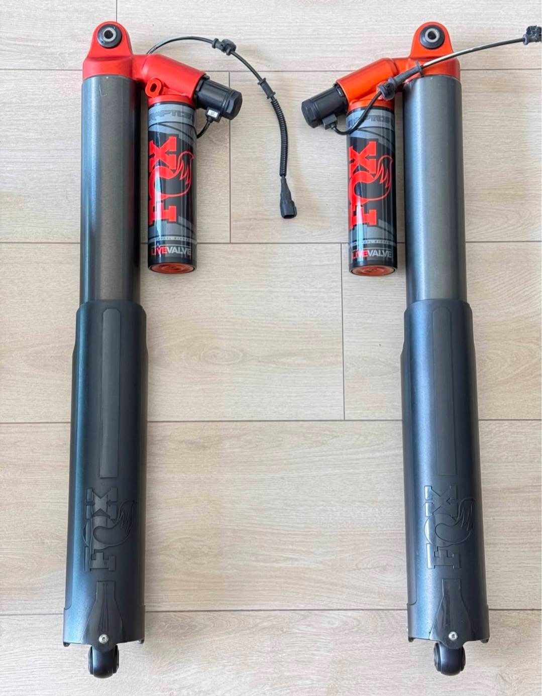 2021-2024 Ford F-150 Raptor Fox Live Valve 3.0 Shocks - Set of 4" - Image 5