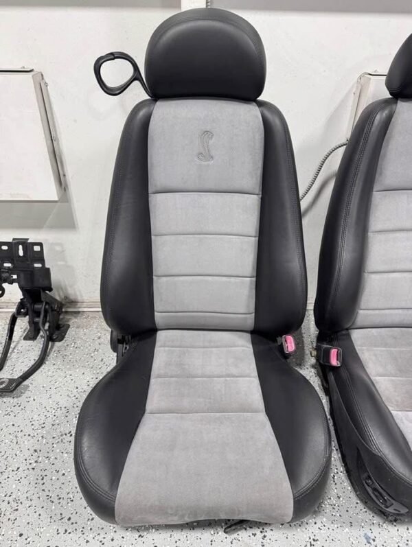 2003 2004 Mustang Terminator Cobra seats. - Image 3