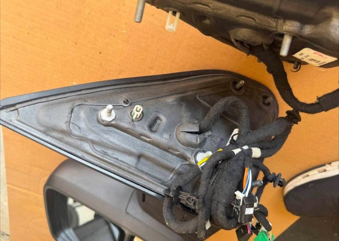 "OEM Tow Mirrors for 2023-2025 Ram 2500/3500" - Image 7