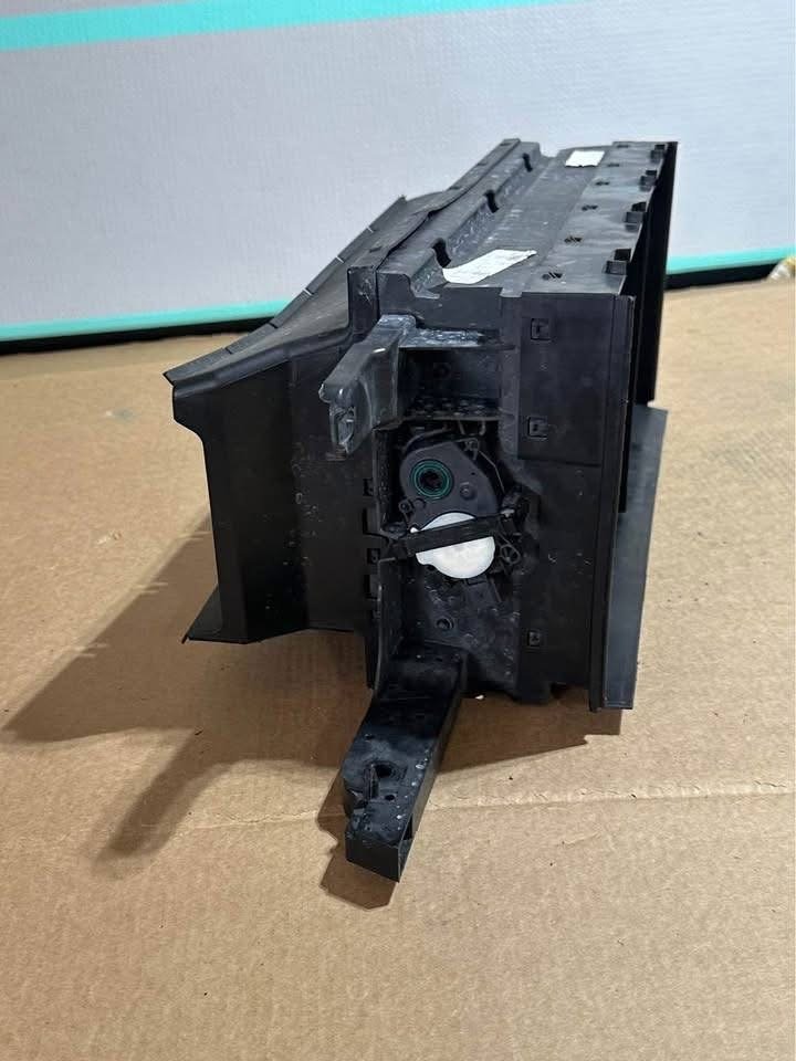 2020 f150 OEM front end - Image 7