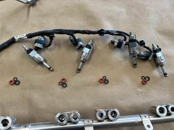 2018-2023 Mustang GT 5.0L direct injection fuel rail + injectors – Complete OEM set, ready for your build! - Image 3