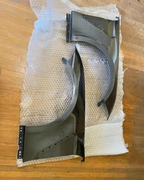 MUSTANG TYPE-GR GT350 STYLE DOUBLE SIDED CARBON FIBER FENDERS (PAIR) - Image 2