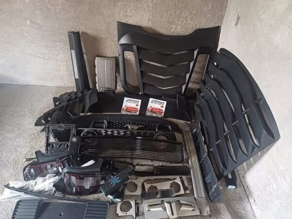 Some of what is available for immediate delivery. We quote any part or spare part upon request without obligation, send us a message. 🐎 - Image 2