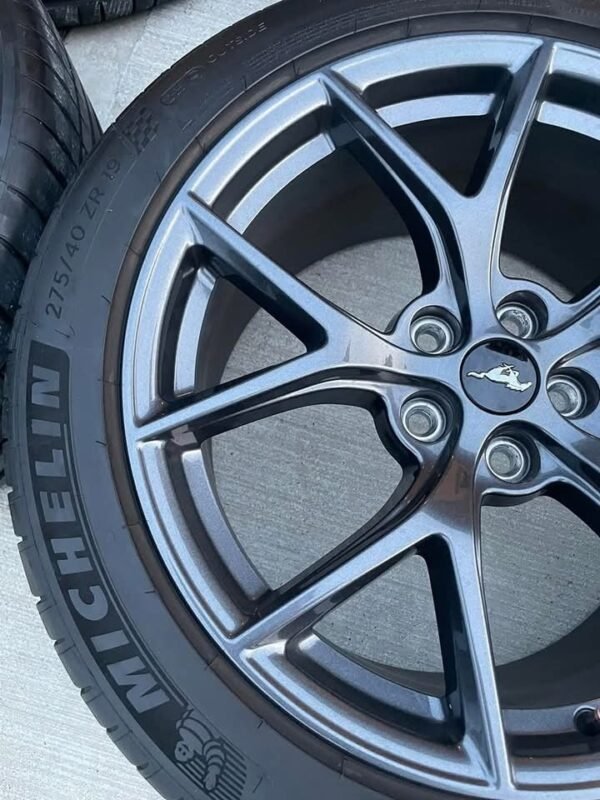 OEM Mach 1 Non-HP wheels. 19x9.5 front and 19x10 rear. Tires are Michelin PS4 275/40/ZR19 rear and 255/40/ZR19 front. - Image 5