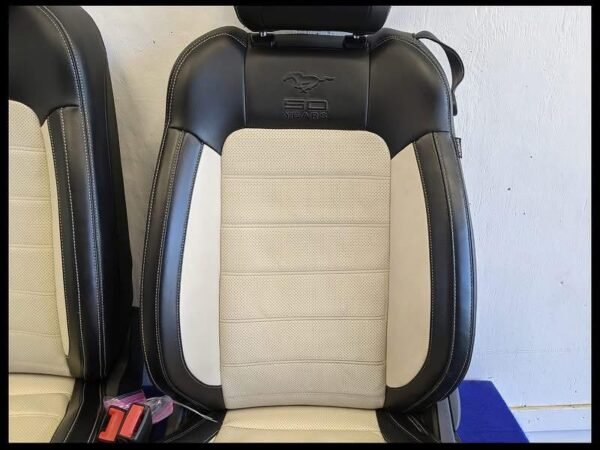 50th anniversary Ford Mustang interior kit: - Image 7