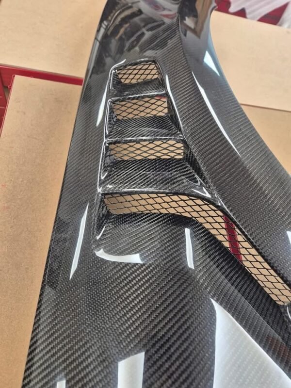 GT500 carbon fiber hood Hood vents - Image 14