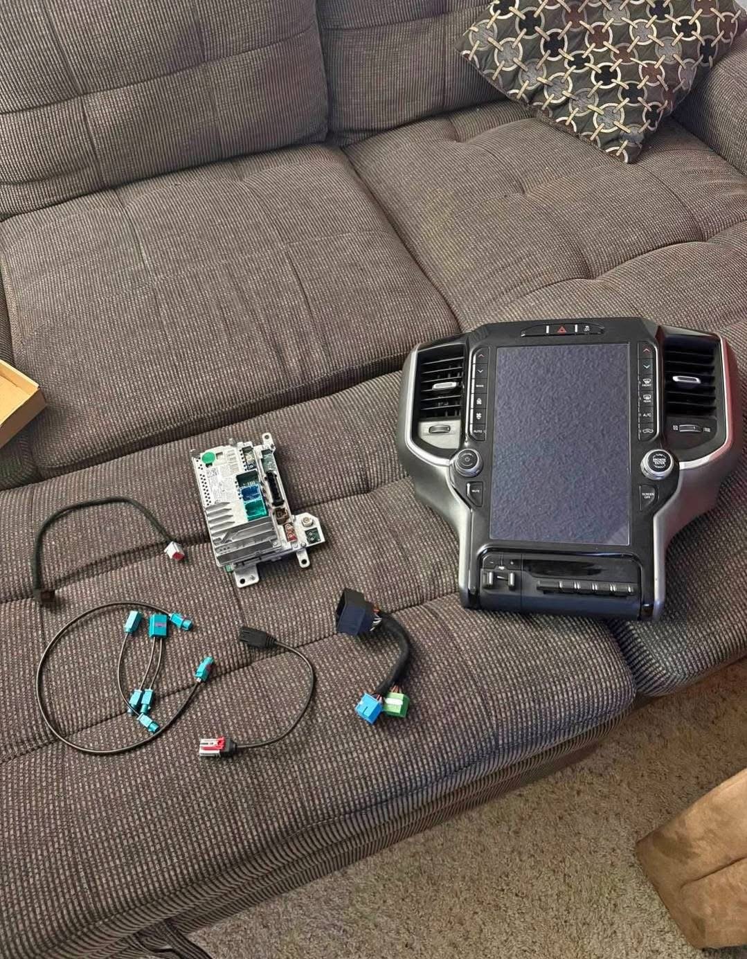 Ram 1500 12-Inch OEM Touchscreen Display Package