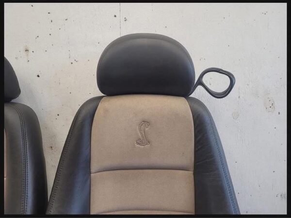 Ford mustang 03 -04 cobra leather seats. parchment - convertible. - Image 5