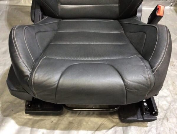 2018-2020 Ford Mustang GT S550 Black Leather Recaro Front Seats / Pair - Image 6