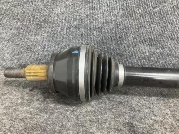 Dodge Charger SRT-8 Hellcat 6.2L Rear Axles Left/Right OEM - Image 7