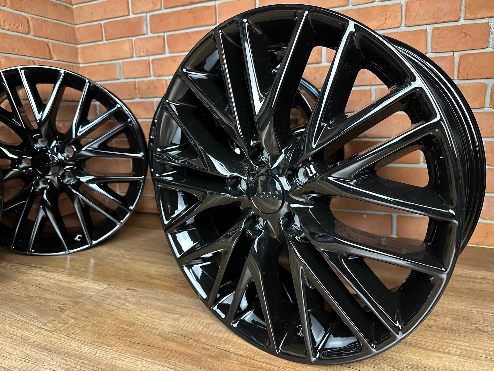 Rims 20 5x127 Jeep Grand Cherokee WK2 Original - Image 3