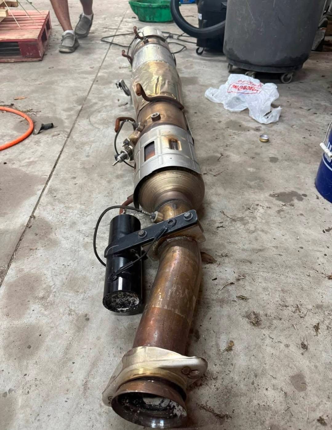 2022 Ford F-250 6.7L Powerstroke DPF - Image 2