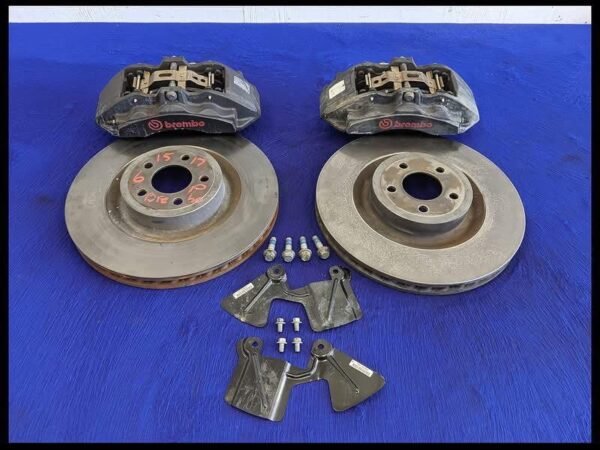 Ford Mustang 15 inch/6 piston brembo front performance pack brake kit!