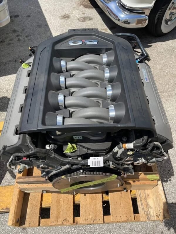 Ford Racing 5.0 Aluminator Crate Engine. NEW In the crate!