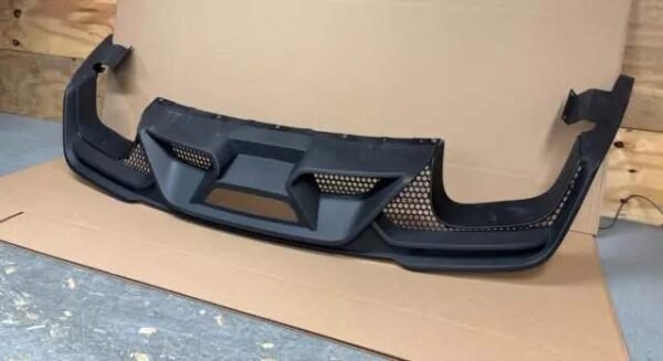 OEM Ford Mustang GT500 Rear Lower Valance Diffuser KR3V-17F954-AD - Image 4