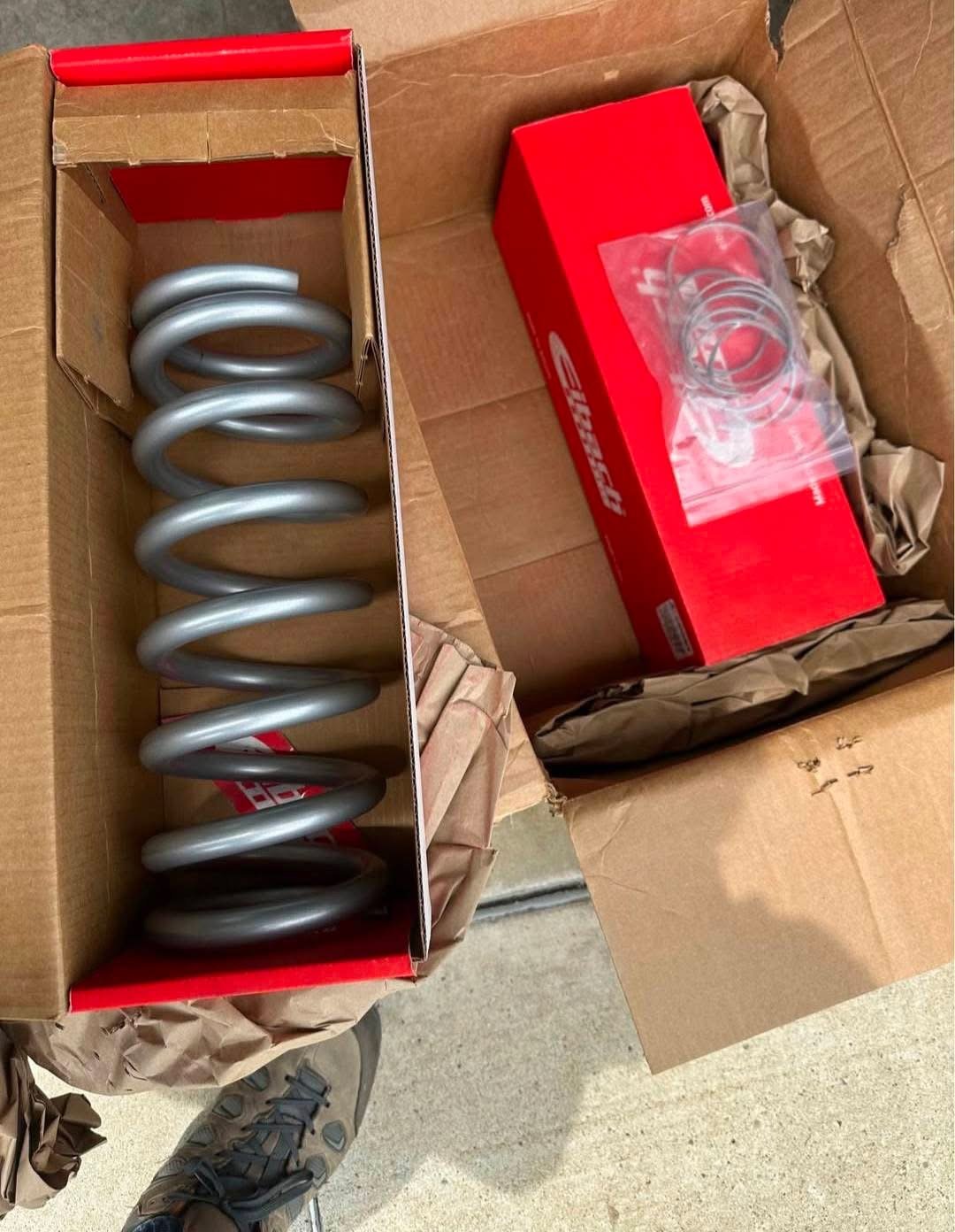 Fox Race Series 3.0 Coil-Over Reservoir Shock Set with Adjusters and Extra Springs - - Image 10