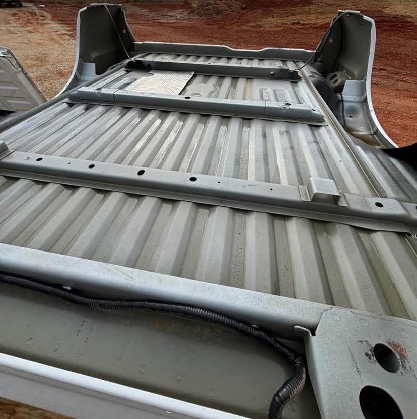 11-16 Ford F250/350 Super Duty short bed - Image 9