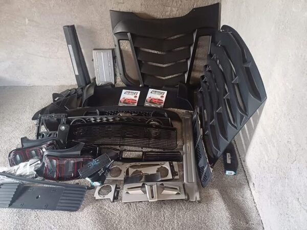 Some of what is available for immediate delivery. We quote any part or spare part upon request without obligation, send us a message. 🐎 - Image 5