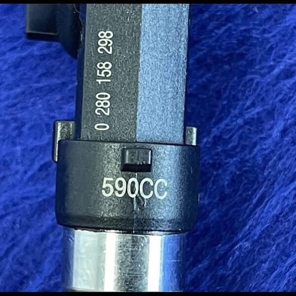 56lb fuel injectors. Fit 07-12 GT500 also fit 11-17 mustang with height adapters. - Image 3