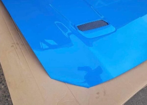 2018-2023 Mustang GT OEM take-off hood (E7 Oxford White) – Brand new, never installed! - Image 6