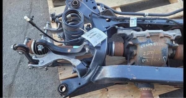 2016 Ford Mustang Shelby GT350 rear axle drop out. Torsen diff, HD shafts. - Image 4