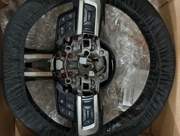 GT350R Steering Wheel - Image 4
