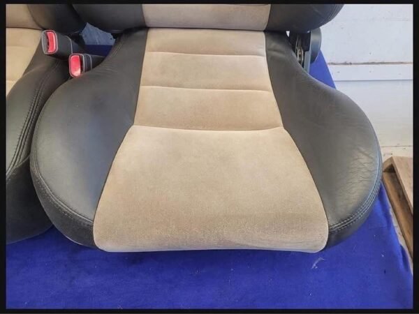 Ford mustang 03 -04 cobra leather seats. parchment - convertible. - Image 10